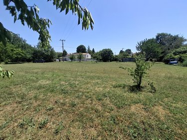 Terrain a batir a vendre Chermignac 17460 Charente-Maritime 1579 m2  91845 euros