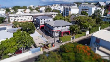 Immeuble a vendre Saint-Pierre 97410 Réunion 878 m2  2450000 euros