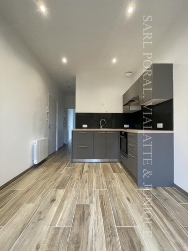 Location appartement Ambérieu-en-Bugey 01500 Ain 27 m2 1 pièce 490 euros