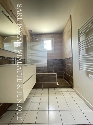 Location maison Saint-Jean-le-Vieux 01640 Ain 101 m2 4 pièces 1120 euros