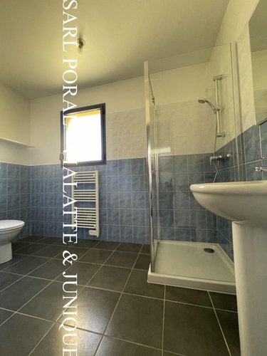 Location appartement Ambérieu-en-Bugey 01500 Ain 64 m2 3 pièces 700 euros