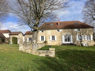 Maison a vendre Broût-Vernet 03110 Allier 310 m2 14 pièces 480000 euros