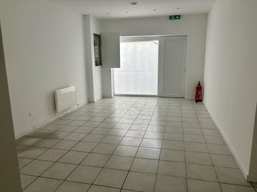 Location fonds et murs commerciaux Lens 62300 Pas-de-Calais 60 m2  750 euros
