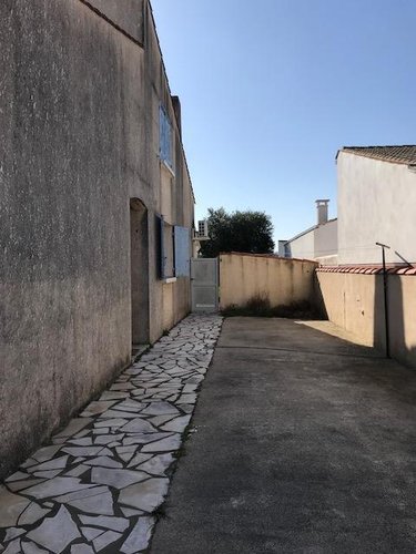 Maison a vendre La Rochelle 17000 Charente-Maritime 119 m2 6 pièces 455880 euros