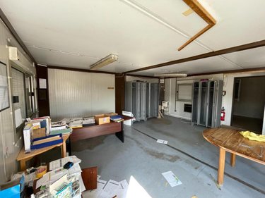 Fonds et murs commerciaux a vendre Saint-Jean-de-Liversay 17170 Charente-Maritime 4000 m2  3090000 euros