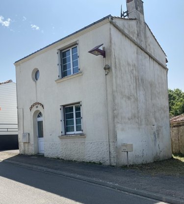Maison a vendre Le Girouard 85150 Vendée 65 m2  134870 euros