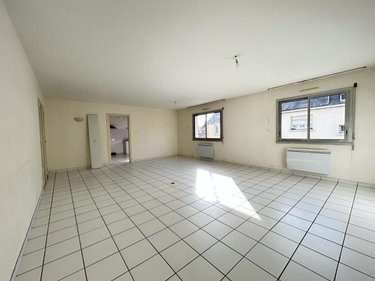 Immeuble a vendre Guer 56380 Morbihan 350 m2  493500 euros