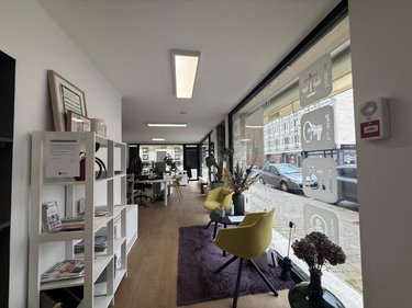 Fonds et murs commerciaux a vendre Reims 51100 Marne 107 m2  398000 euros