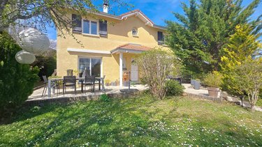 Maison a vendre Divonne-les-Bains 01220 Ain 207 m2 6 pièces 1380000 euros