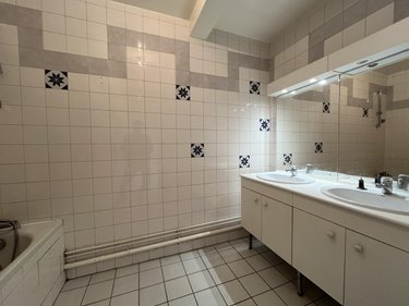 Appartement a vendre Reims 51100 Marne 85 m2 4 pièces 231000 euros