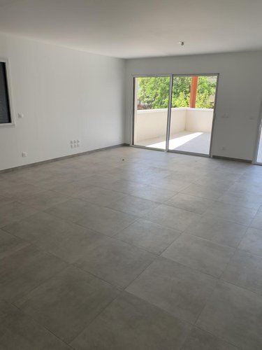 Location appartement Pierrelatte 26700 Drôme 82 m2 3 pièces 1024 euros
