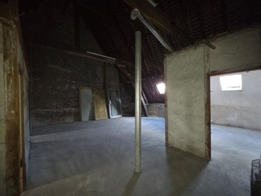 Fonds et murs commerciaux a vendre Montargis 45200 Loiret 336 m2  329600 euros