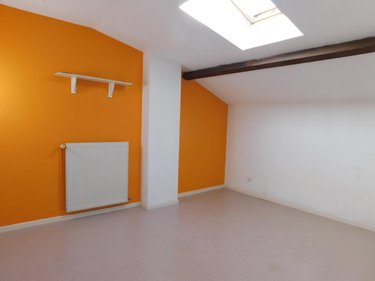 Appartement a vendre Poncin 01450 Ain 100 m2  70000 euros