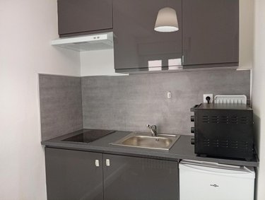 Location appartement Reims 51100 Marne 18 m2 1 pièce 500 euros