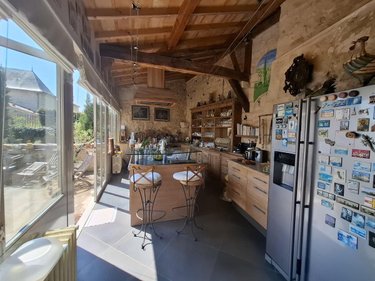 Maison a vendre Saintes 17100 Charente-Maritime 350 m2 13 pièces 1040000 euros