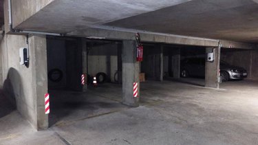 Garage et parking a vendre Neuilly-sur-Seine 92200 Hauts-de-Seine 11 m2  26500 euros