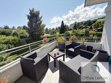 Location appartement Divonne-les-Bains 01220 Ain 105 m2  2700 euros