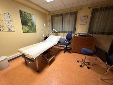 Fonds et murs commerciaux a vendre Vannes 56000 Morbihan 88 m2  288050 euros