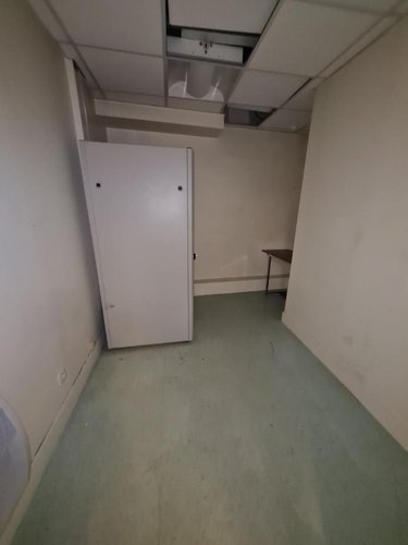 Fonds et murs commerciaux a vendre Vendôme 41100 Loir-et-Cher 602 m2  250000 euros