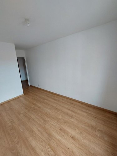 Location appartement Reims 51100 Marne 63 m2 3 pièces 780 euros