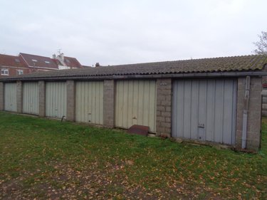 Garage et parking a vendre Béthune 62400 Pas-de-Calais 15 m2  54500 euros