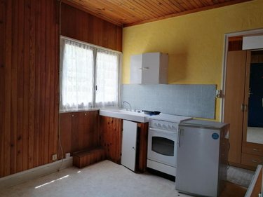 Immeuble a vendre Descartes 37160 Indre-et-Loire 183 m2  84000 euros