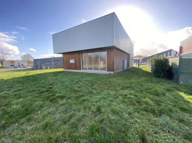 Fonds et murs commerciaux a vendre Étriché 49330 Maine-et-Loire 191 m2  273000 euros