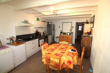 Maison a vendre Saintes 17100 Charente-Maritime 108 m2 3 pièces 146888 euros