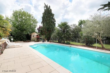 Maison a vendre Montfort-sur-Meu 35160 Ille-et-Vilaine 175 m2 7 pièces 627752 euros