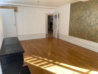 Location appartement Dole 39100 Jura 90 m2 3 pièces 725 euros