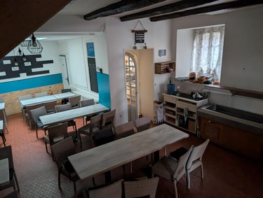 Fonds et murs commerciaux a vendre Lanvollon 22290 Côtes-d'Armor 220 m2  148500 euros