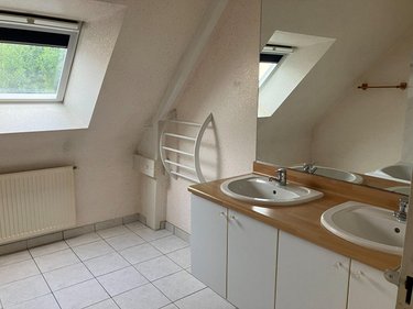 Location maison La Chapelle-des-Fougeretz 35520 Ille-et-Vilaine 137 m2 7 pièces 1265 euros