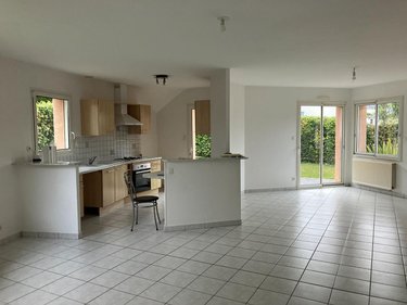 Location maison La Chapelle-des-Fougeretz 35520 Ille-et-Vilaine 137 m2 7 pièces 1265 euros
