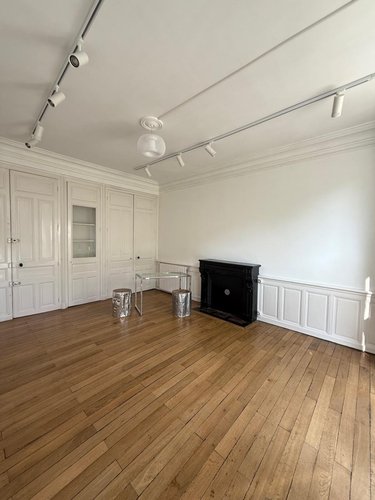 Immeuble a vendre Angers 49000 Maine-et-Loire 309 m2  1205200 euros