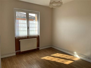 Location appartement Mézériat 01660 Ain 87 m2 4 pièces 700 euros