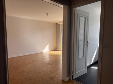 Location appartement Laval 53000 Mayenne 68 m2  750 euros