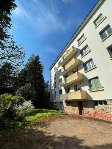 Appartement a vendre Bourg-en-Bresse 01000 Ain 83 m2  168000 euros