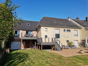 Maison a vendre Montfort-sur-Meu 35160 Ille-et-Vilaine 214 m2 8 pièces 518760 euros