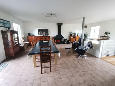 Maison a vendre Montfort-sur-Meu 35160 Ille-et-Vilaine 214 m2 8 pièces 518760 euros