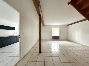 Location appartement Ville-Dommange 51390 Marne 99 m2  890 euros