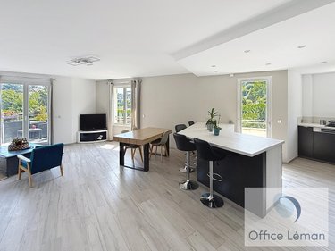 Location appartement Divonne-les-Bains 01220 Ain 105 m2  2700 euros