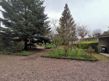 Immeuble a vendre Montfort-sur-Meu 35160 Ille-et-Vilaine 262 m2  419200 euros