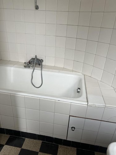 Immeuble a vendre Guingamp 22200 Côtes-d'Armor 165 m2  227360 euros