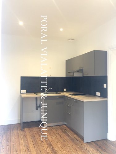 Location appartement Ambérieu-en-Bugey 01500 Ain 26 m2 1 pièce 385 euros