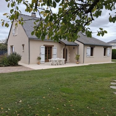 Maison a vendre Sarrigné 49800 Maine-et-Loire 140 m2 9 pièces 352450 euros
