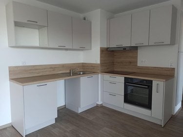 Location appartement Combourg 35270 Ille-et-Vilaine 63 m2 3 pièces 750 euros