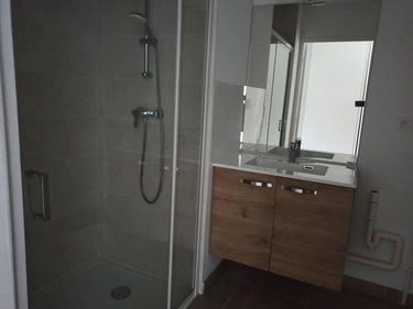 Location appartement Combourg 35270 Ille-et-Vilaine 63 m2 3 pièces 750 euros