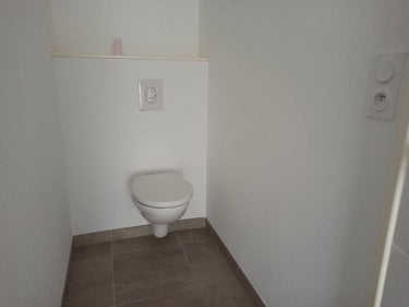 Location appartement Combourg 35270 Ille-et-Vilaine 63 m2 3 pièces 750 euros