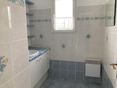 Location maison Ploubezre 22300 Côtes-d'Armor 96 m2 4 pièces 950 euros