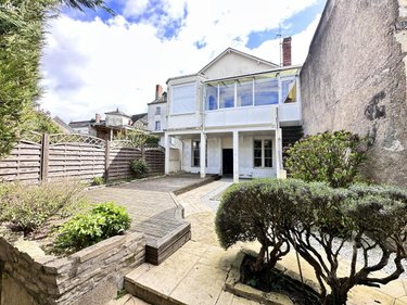 Maison a vendre Sainte-Maure-de-Touraine 37800 Indre-et-Loire 180 m2 8 pièces 235500 euros